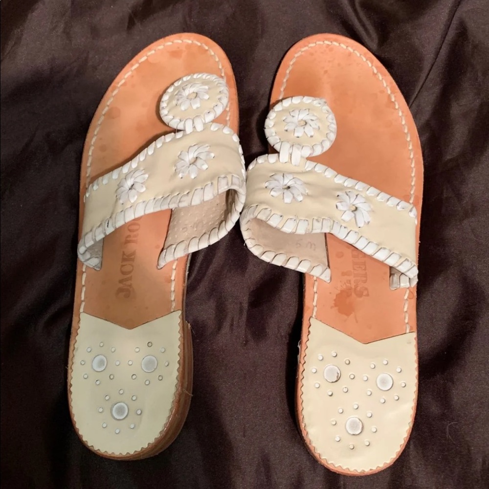 Beige jack rogers sandal in great condition.